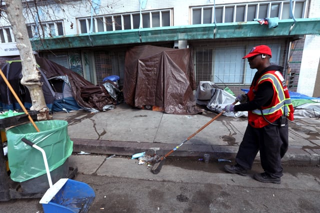 A court-ordered audit has revealed a deep lack of financial oversight in Los Angeles’ homelessness spending, raising concerns about the mismanagement of billions of taxpayer dollars. The audit, released by U.S. District Judge David O. Carter, found that the Los Angeles Homeless Services Authority (LAHSA) and city officials failed to accurately track expenditures, verify services, or ensure accountability among vendors. (Genaro Molina/Los Angeles Times via Getty Images)