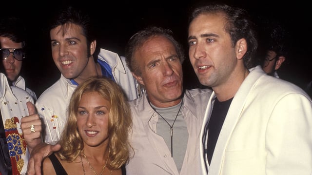 Sarah Jessica Parker revealed whether or not she dated co-star Nicolas Cage 20 years ago.