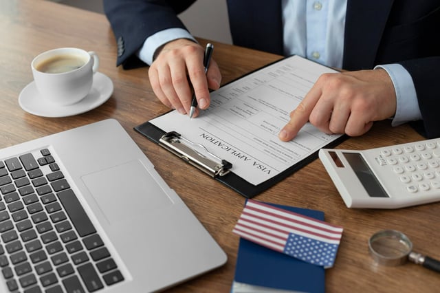 La tarifa inicial de integridad de visas para el año fiscal 2025 será de US$250, pero podría aumentar