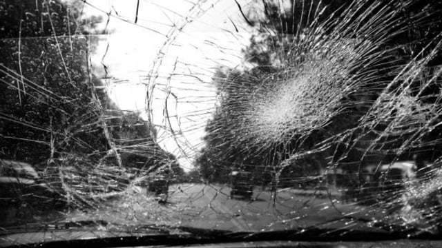Pregnant Woman Injured in Reckless Driving Crash on Mumbai’s Coastal Road