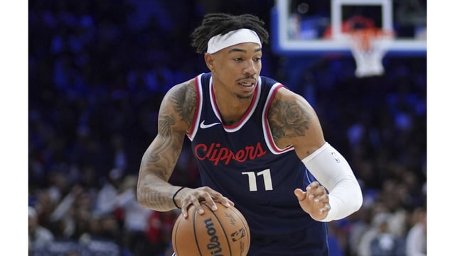 The Clippers’ Jordan Miller, shown in an image from last season, scored nine of his team-high 19 points during a game-ending 11-0 run as the Clippers defeated the Lakers, 67-58, in an NBA Summer League game on Monday night in Las Vegas. (AP Photo/Matt Slocum)