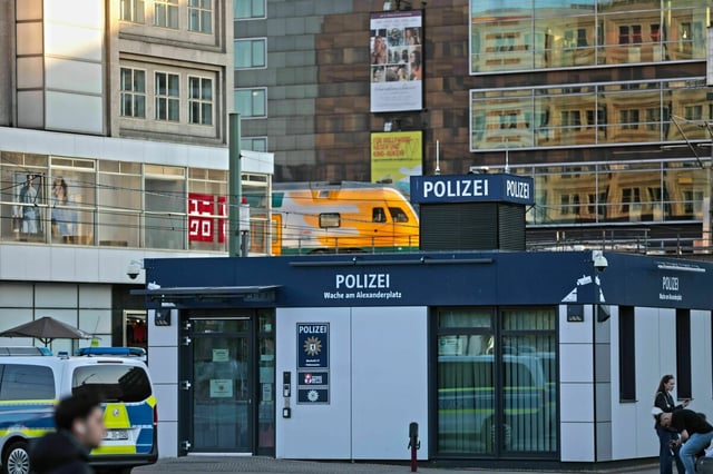 Die Polizeiwache auf dem Alexanderplatz