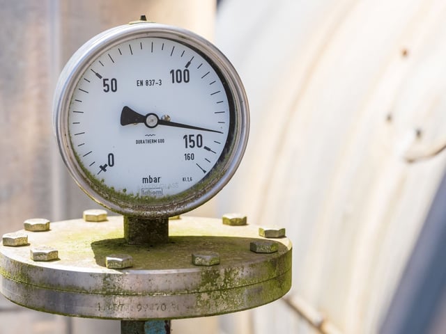 Ein Anzeige für Druck ist in der Anlage des Gasspeicher Wolfersberg.