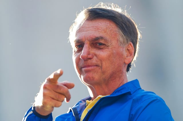 Die brasilianische Staatsanwaltschaft hat die Verurteilung des ehemaligen Präsidenten Jair Bolsonaro und sieben weiterer Angeklagter wegen Putschversuchs gefordert.