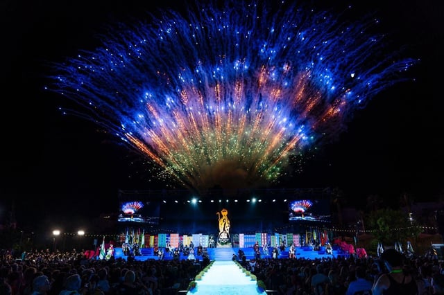 Presentación de los cargos de las fiestas de Moros y Cristianos de 2025 en la Vila Joiosa.