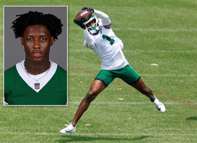 New York Jets cornerback Sauce Gardner catches the ball during practice at NFL football minicamp, Wednesday, June 11, 2025, in Florham Park,N.J. (AP Photo/Noah K. Murray)