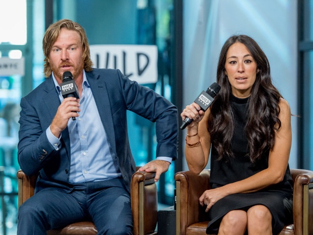 NEW YORK, NY - OCTOBER 18: Chip and Joanna Gaines discuss "Capital Gaines: Smart Things I Learned Doing Stupid Stuff" and the ending of the show "Fixer Upper" with the Build Series at Build Studio on October 18, 2017 in New York City. (Photo by Roy Rochlin/FilmMagic)