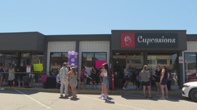 Hundreds of people visited Cupcasions in Kelowna on Tuesday to take part in a fundraiser. 