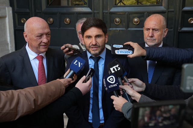 El gobernador Maximiliano Pullaro