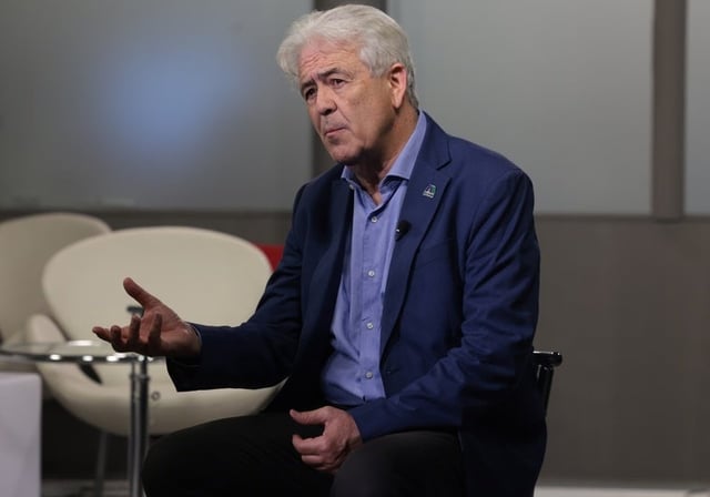 Emilio Alba, catedrático de Oncología