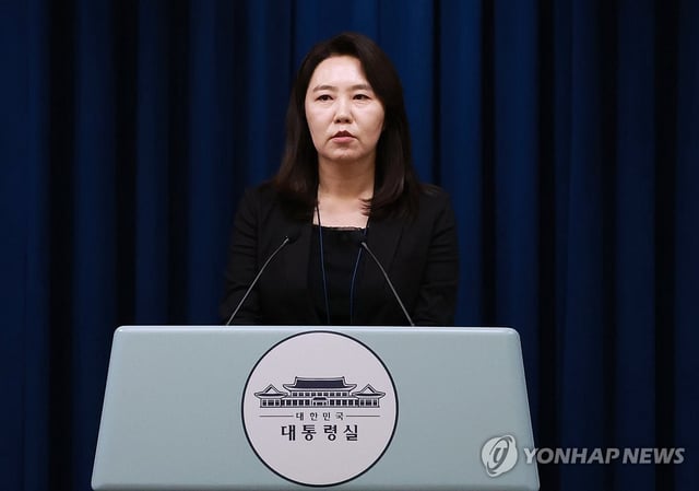 Presidential spokesperson Kang Yu-jung speaks during a press conference at the presidential office in Seoul on July 16, 2025. (Yonhap)