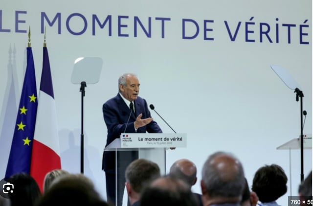 « J’ai tranché en conscience sans intérêt personnel ou catégoriel, dans le seul souci d’offrir à la Nation, de revenir à un meilleur équilibre pour défendre notre liberté. » a martelé François Bayrou.