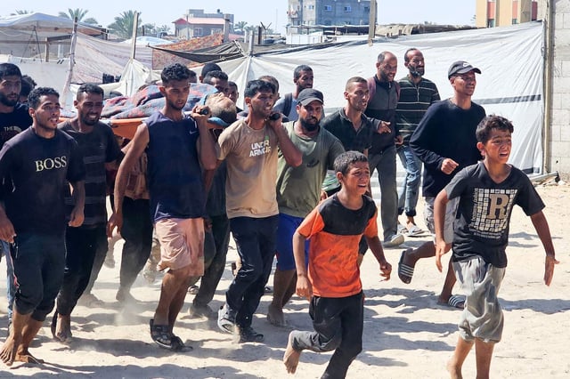 Une distribution de la Gaza Humanitarian Foundation (GHF), au nord de Rafah, le 12 juillet 2025.