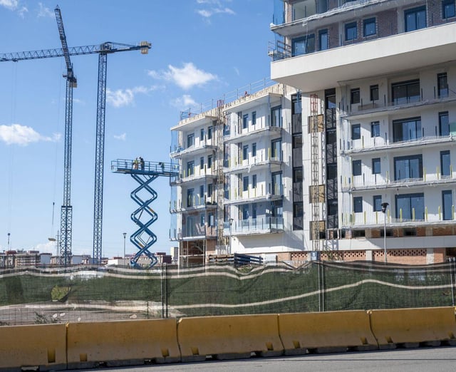 Pisos en construcción en Esplugues de Llobregat (Barcelona).