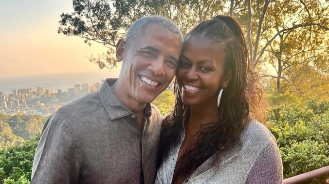 Former US president Barack Obama with wife Michelle Obama