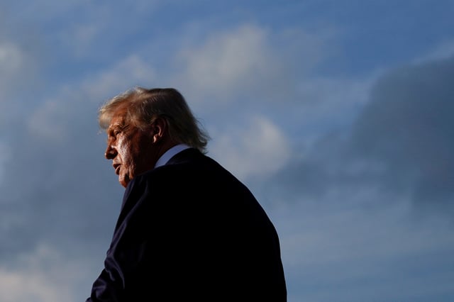 U.S. President Donald Trump walks upon his arrival from Pennsylvania, at Joint Base Andrews, Maryland, U.S., July 15, 2025. REUTERS/Nathan Howard /File Photo