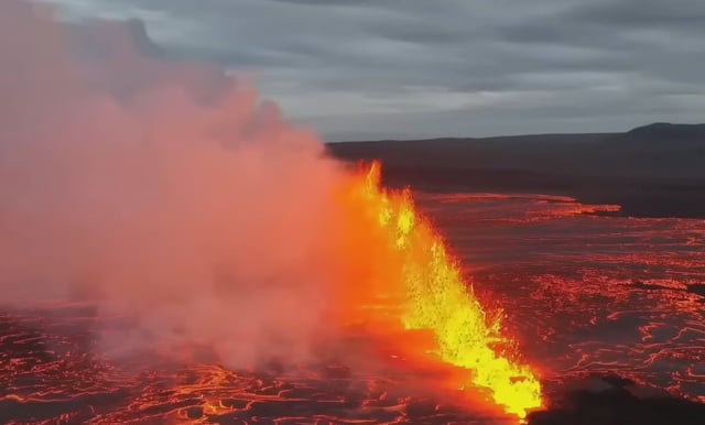 El volcán Litla Skogfell volvió a entrar en erupción