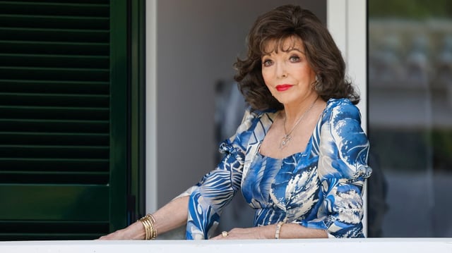The British actress Joan Collins said she has tripped over discarded e-bikes in Belgravia