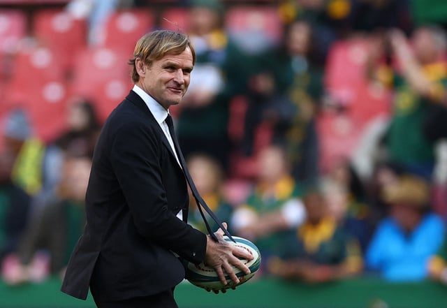 Rugby Union - Rugby Championship - South Africa v New Zealand - Ellis Park, Johannesburg, South Africa - August 31, 2024 New Zealand coach Scott Robertson before the match REUTERS/Siphiwe Sibeko/File Photo
