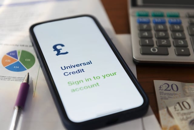 Some people have universal credit payments clawed back (Photo: John Lamb/Getty)