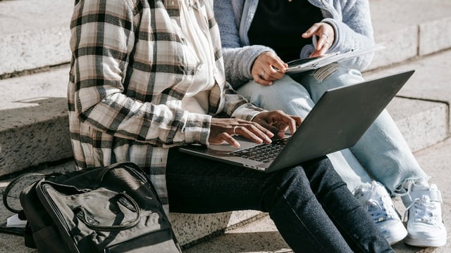 The National Testing Agency has scheduled the UGC NET June 2025 result announcement on July 22. Approximately 6.84 lakh candidates appeared in the June session, reflecting the high competition this year.