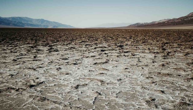 California's Death Valley (Credit: E. Palos/Unsplash)