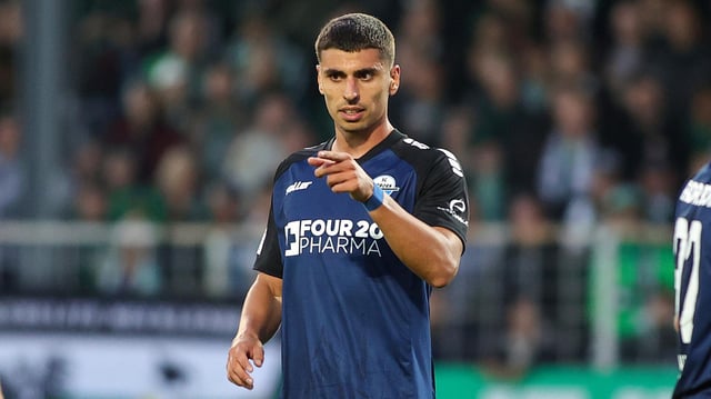 Koen Kostons im Trikot des SC Paderborn.