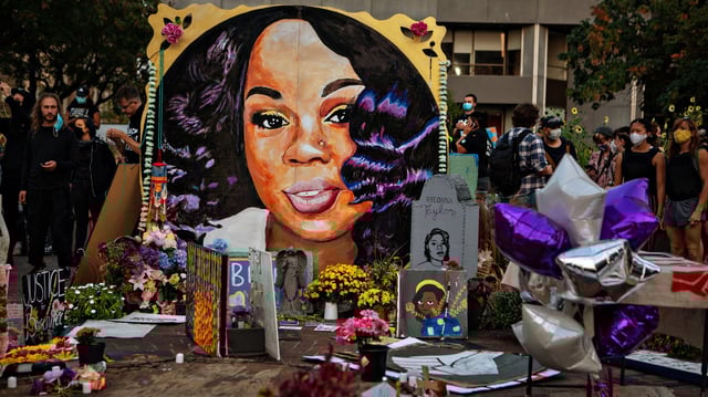 A makeshift memorial for Breonna Taylor in downtown Louisville, September 2020.