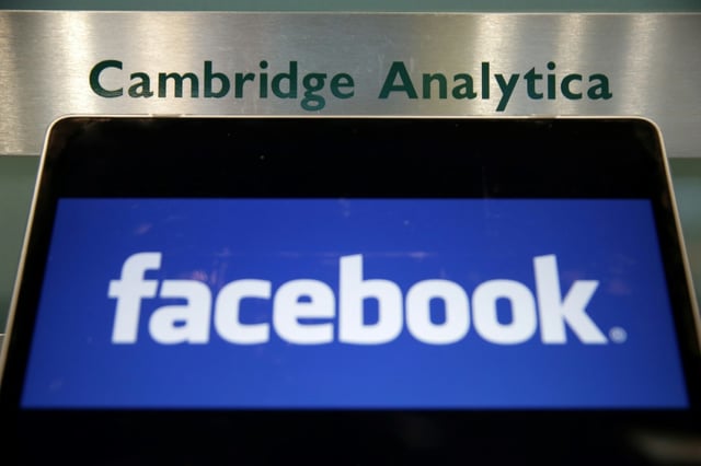 Mark Zuckerberg et des figures du secteur technologique américain, qui occupent ou occupaient des fonctions au sein de Facebook (devenu Meta), ont conclu un accord pour mettre un terme à un procès pour négligence lié à l'affaire Cambridge Analytica