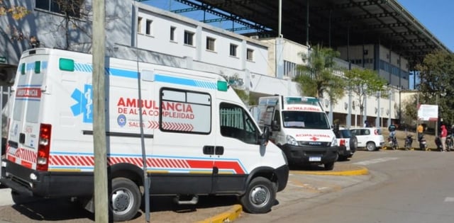 En Orán, el Hospital San Vicente de Paul está desbordado por la cantidad de pacientes que recibe.