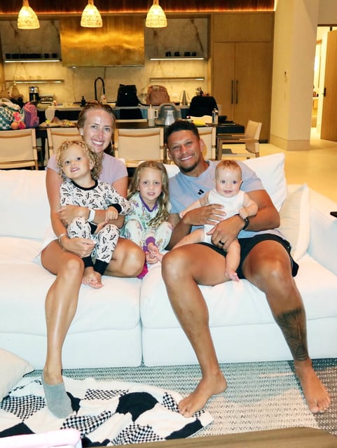 Patrick and Brittany Mahomes relax on vacation with their kids.