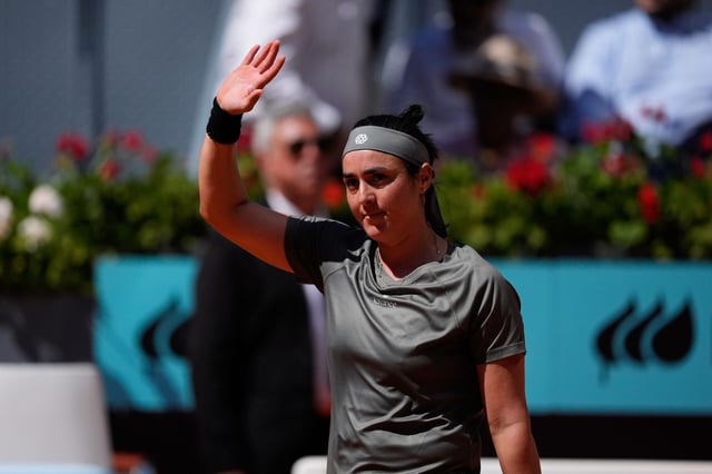 Tunesiens Tennis-Ass Ons Jabeur legt eine Tennis-Pause ein.