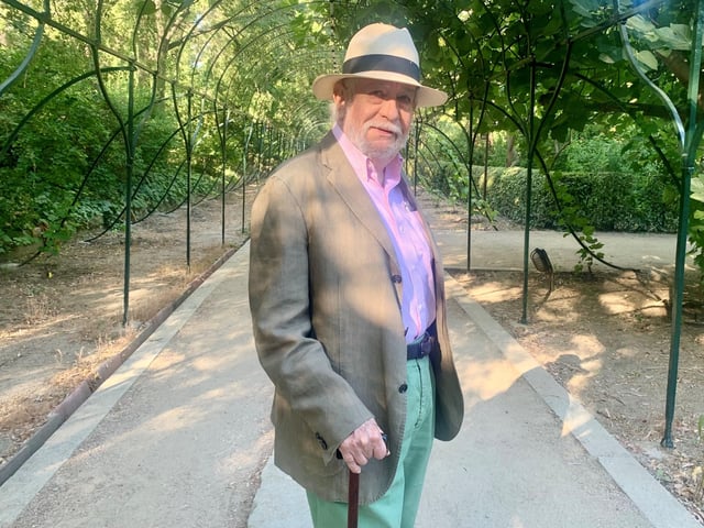 El escritor y crítico literario José María Guelbenzu.