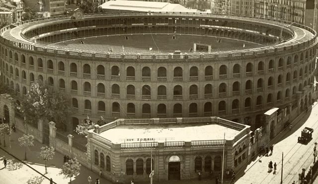 Imagen de archivo de la plaza de toros de Valencia cuando sufrió su siniestro más grave.