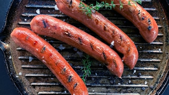 The recalled chicken sausages had an expiry date of October 1, 2025.