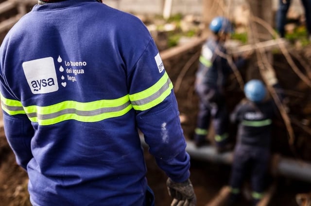 AySA brinda el servicio de agua a 11 millones de personas