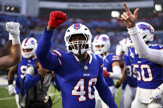 Von Miller #40 of the Buffalo Bills gives a speech in the team huddle prior to an NFL football game against the Jacksonville Jaguars at Highmark Stadium on September 23, 2024 in Orchard Park, New York