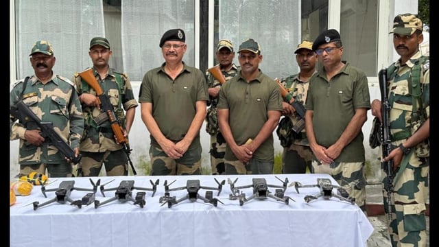 The seized drones and heroin. (HT)