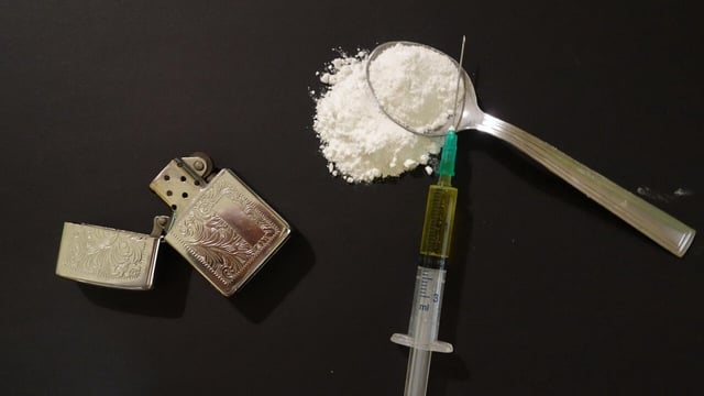 The recovered cocaine weighed 4,006 grams (over 4 kg) having an international market value of around ₹40 crore.