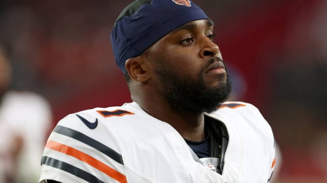 Chicago Bears cornerback Jaylon Johnson leaves the field after a 29-9 loss to the Arizona Cardinals on Nov. 3, 2024, at State Farm Stadium in Glendale, Arizona. (Stacey Wescott/Chicago Tribune/TNS)