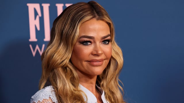 Actor Denise Richards attends The Hollywood Reporter&#39;s Annual Women in Entertainment Gala in Los Angeles, California, U.S., December 7, 2022. REUTERS/Mario Anzuoni