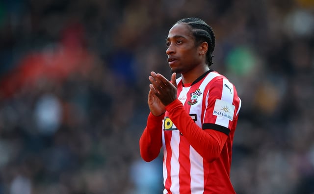 Soccer Football - Premier League - Southampton v Wolverhampton Wanderers - St Mary's Stadium, Southampton, Britain - March 15, 2025 Southampton's Kyle Walker-Peters applauds their fans after the match Action Images via Reuters/Matthew Childs/File Photo