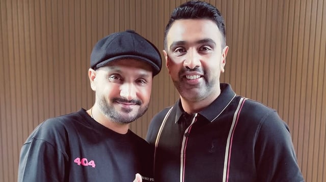 Harbhajan Singh (L) and R Ashwin pose together. | Image: Instagram/@rashwin99