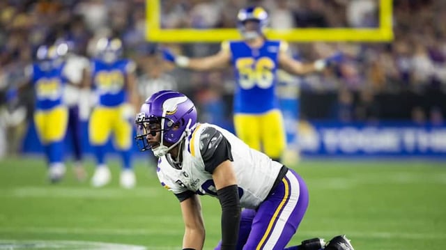 Jan 13, 2025; Glendale, AZ, USA; Minnesota Vikings wide receiver Justin Jefferson reacts after an incompletion against the Los Angeles Rams in the second half during an NFC wild card game at State Farm Stadium. Mandatory Credit: Mark J. Rebilas-Imagn Images