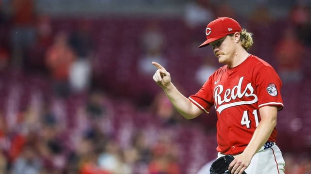Jul 9, 2025; Cincinnati, Ohio, USA; Cincinnati Reds starting pitcher Andrew Abbott (41) acknowledges fans as he walks off the field during a pitching change in the eighth inning against the Miami Marlins at Great American Ball Park. Mandatory Credit: Katie Stratman-Imagn Images