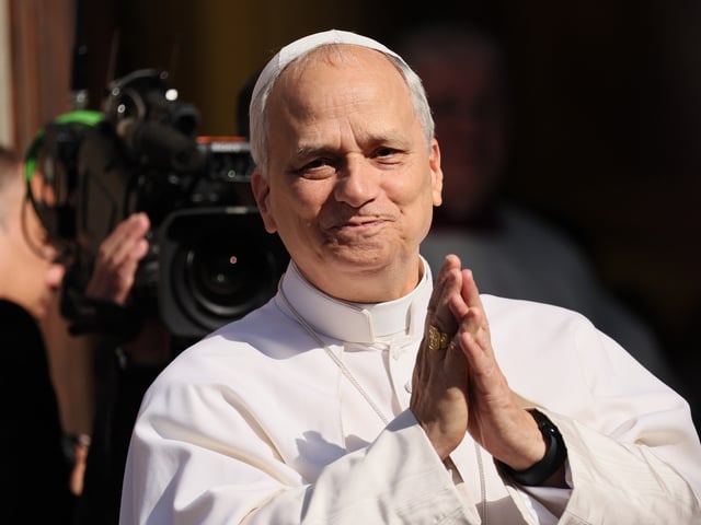 ALBANO LAZIALE, ITALY - JULY 20: Pope Leo XIV greets the crowd as he leaves after presiding over a mass at San Pancrazio cathedral at Albano Laziale on July 20, 2025 in Albano Laziale, Italy. Pope Leo XIV will resume using the Papal Palace of Castel Gandolfo for the next six weeks of the summer. (Photo by Ernesto Ruscio/Getty Images)