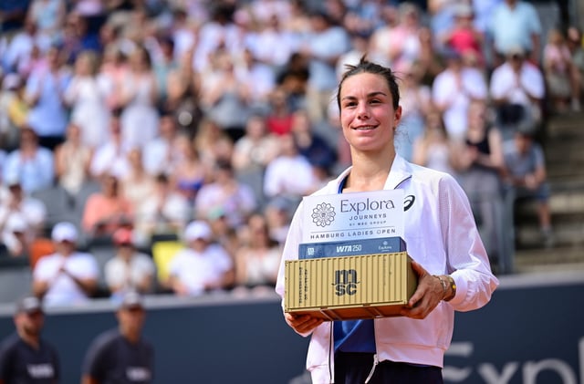 Loïs Boisson gewann in Hamburg ihren ersten Titel auf der WTA-Tour.