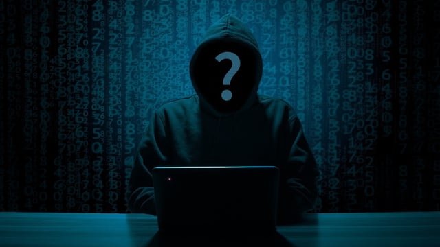 Un hacker trabajando