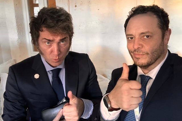 Javier Milei y Demian Reidel en el G7