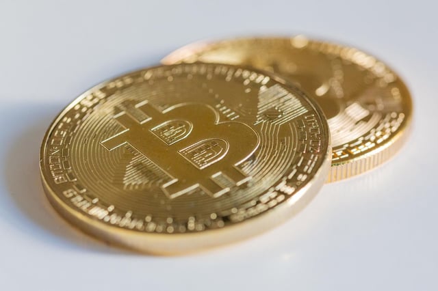 Ilustración de una criptomoneda bitcoin.